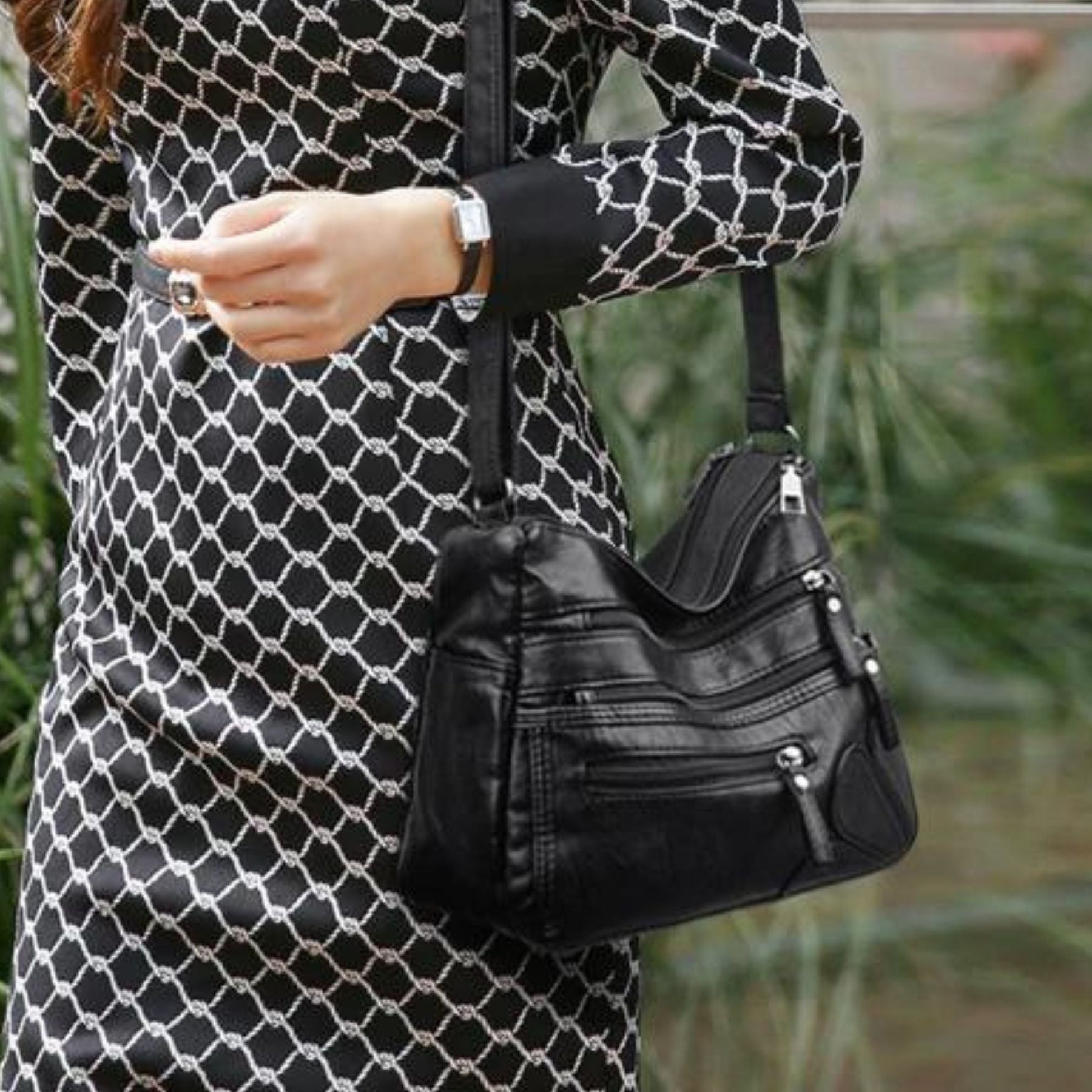 Bolsa Transversal Feminina em Couro - Stephan Ferrera