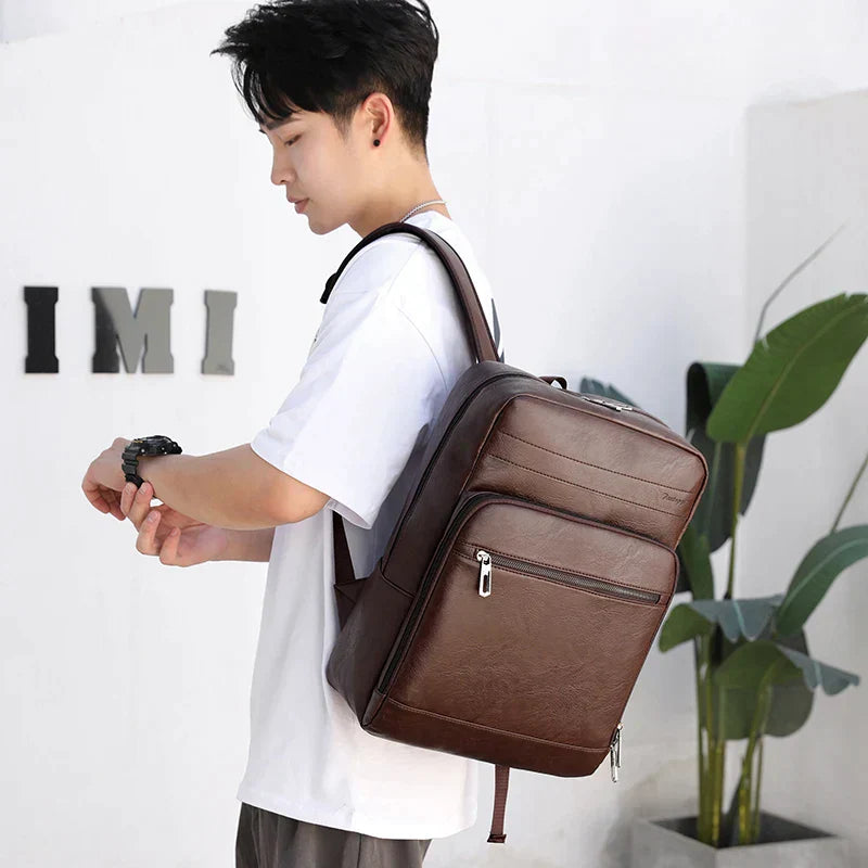 Mochila Masculina em Couro - Hermez Premium