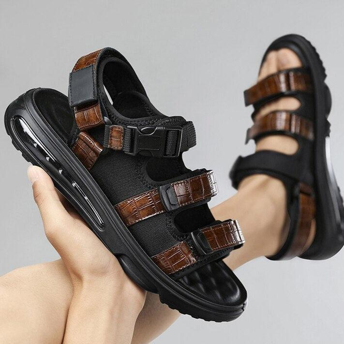 Sandália em Couro Nobre com Amortecedor Traseiro