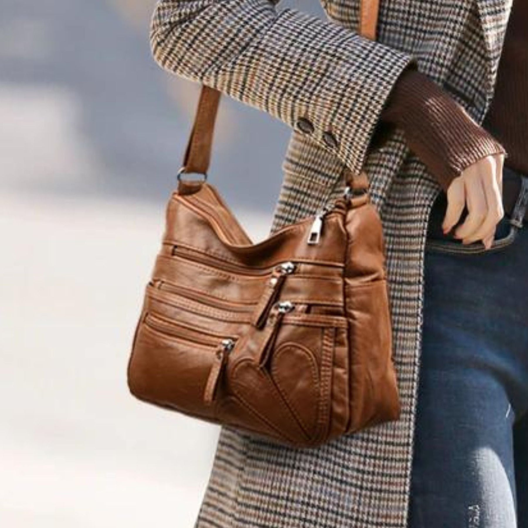 Bolsa Transversal Feminina em Couro - Stephan Ferrera