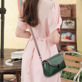 Bolsa Feminina em Couro - Genevieve