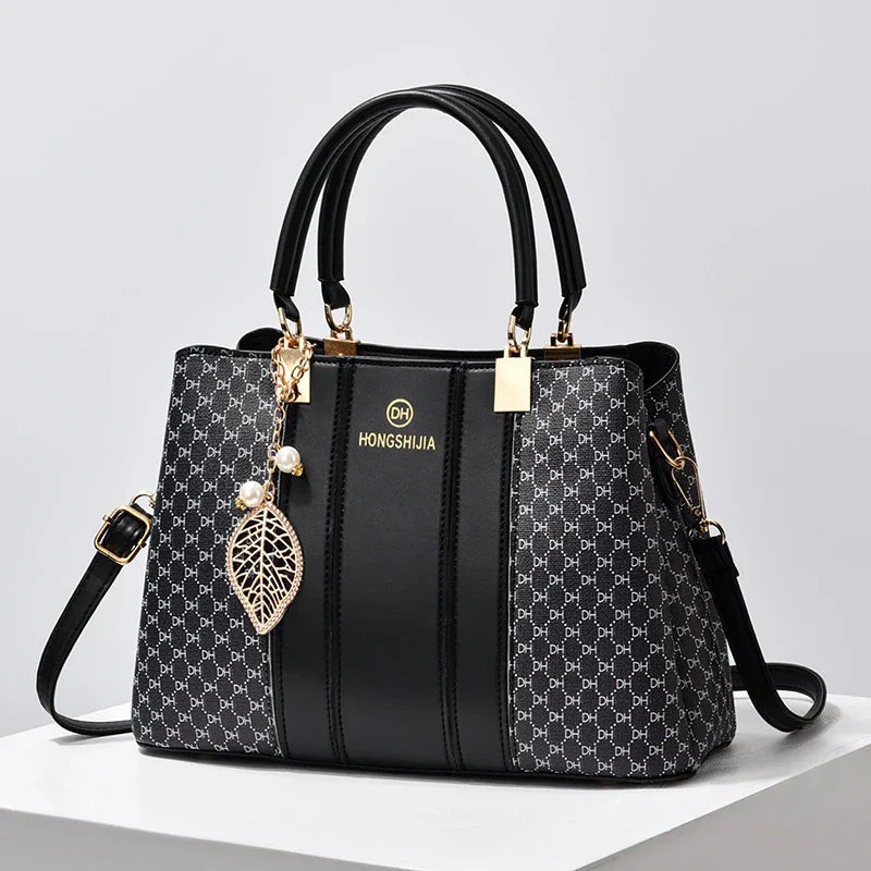 Bolsa Feminina em Couro Nobre - Premium DH 