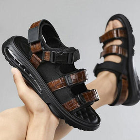 Sandália em Couro Nobre com Amortecedor Traseiro