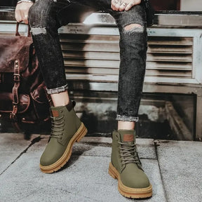 Coturno Masculino Imperador - Resistencia e Impermeável em Couro